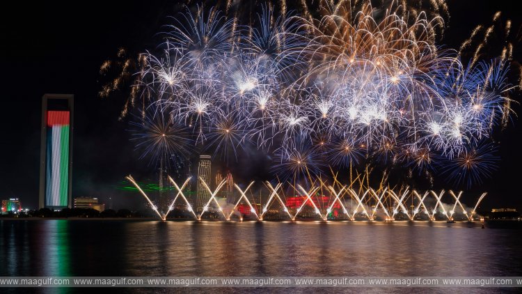 ఫ్రీ డేటా, ఫైర్ వర్క్స్: యూఏఈ జాతీయ దినోత్సవ వేడుకలపూర్తి గైడ్..!!