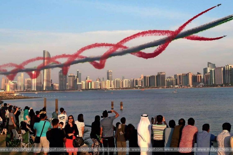 దుబాయ్ లో 6 రోజులపాటు ఉత్సవాలు.. షాపింగ్ ఆఫర్లు, స్పెషల్స్..!!