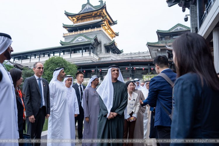 Ras Al Khaimah Ruler visits cultural area of Guangzhou, attends Canton opera performance