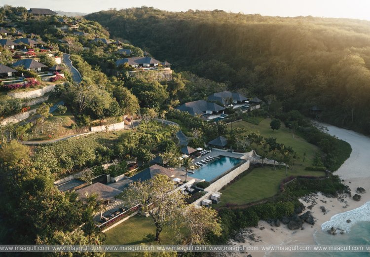 Celebrate a Season of Elegance and Joy with a Series of Enchanting Experiences at Raffles Bali