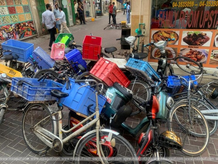 దుబాయ్ లో 1,800 స్కూటర్లు సీజ్..!!