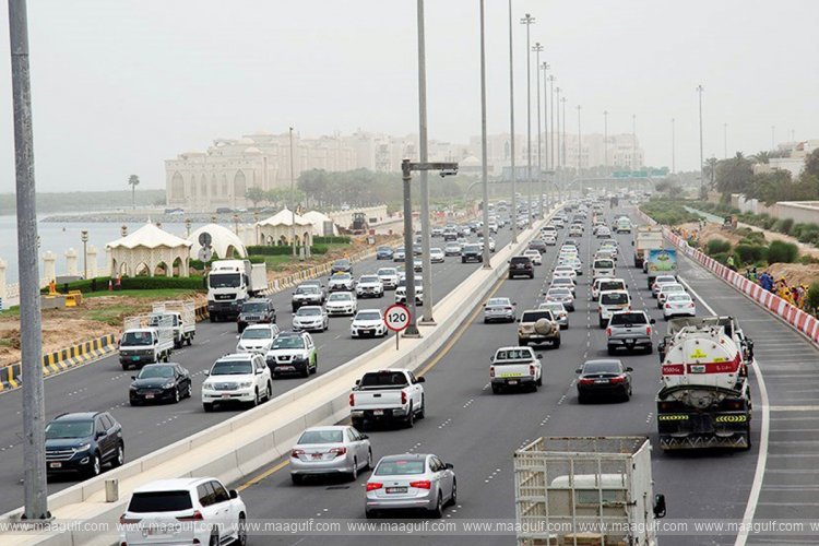 యూఏఈ నేషనల్ డే ఆఫర్, ట్రాఫిక్ చలాన్ల పై 50% తగ్గింపు