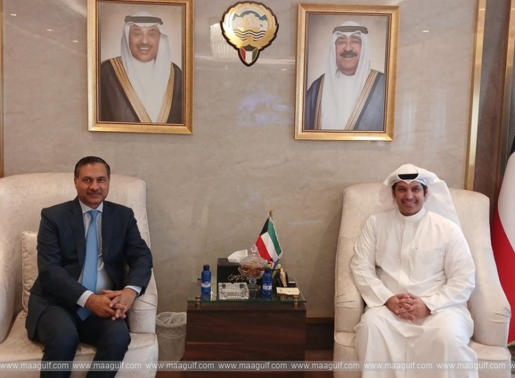 కువైట్ సమాచార, సాంస్కృతిక మంత్రితో భారత రాయబారి భేటీ..!!