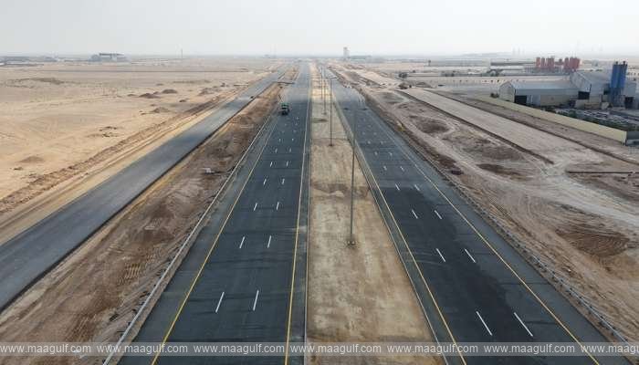 దుక్మ్‌ ‘సుల్తాన్ తైమూర్’ రోడ్ లో వాహనాలకు అనుమతి..!!