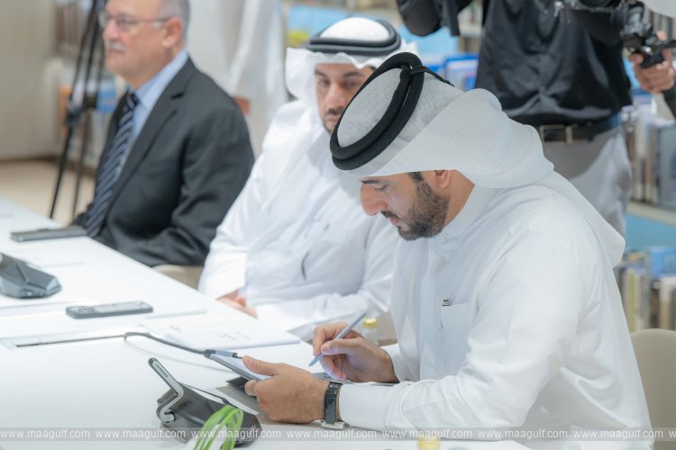 Sultan bin Ahmed launches electronic system for ‘Tamayuz’ Award