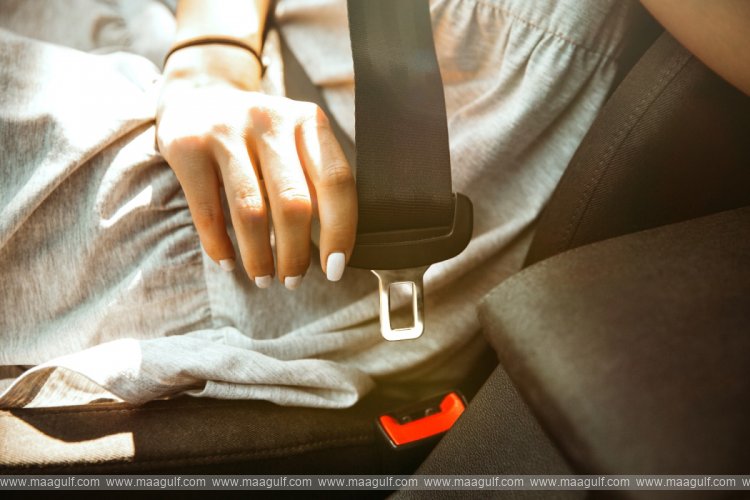 వాహనాల ముందు సీట్లలో పిల్లలు..కీలక రిమైండర్ జారీ..!!