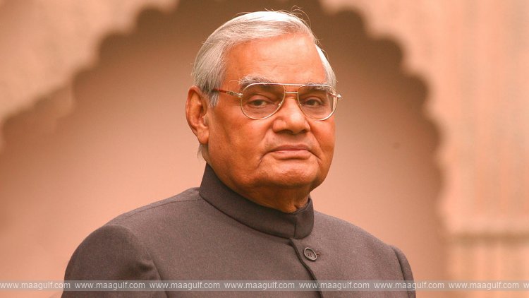 భారత రాజకీయ దురంధరుడు - వాజపేయ్