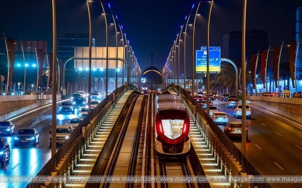 రెడ్, గ్రీన్ లైన్లలో రియాద్ మెట్రో కార్యకలాపాలు ప్రారంభం..!!