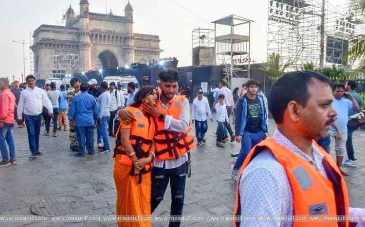 ముంబైలో ఘోర బోటు ప్రమాదం..