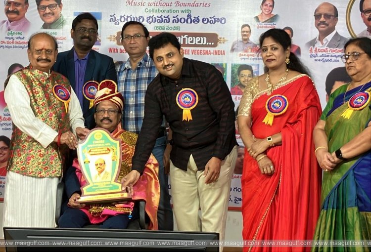 ప్రవాస భారతీయ వంశీ గ్లోబల్ అవార్డు అందుకున్న శ్రీనివాస్ గూడూరు