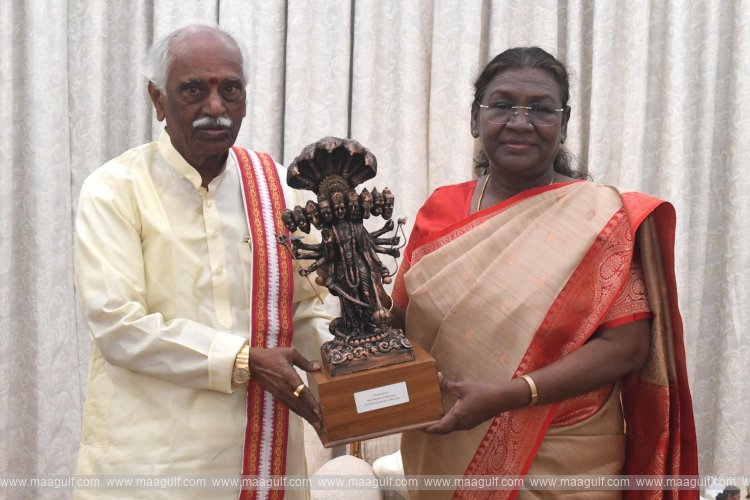 రాష్ట్రపతి ద్రౌపది ముర్ము ని మర్యాదపూర్వకంగా కలిసిన హరియాణా గవర్నర్ దత్తత్రేయ
