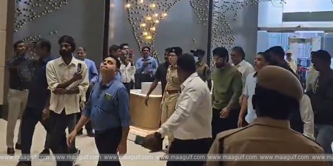 శ్రీతేజ్‏ను పరామర్శించిన అల్లు అర్జున్, దిల్ రాజ్..