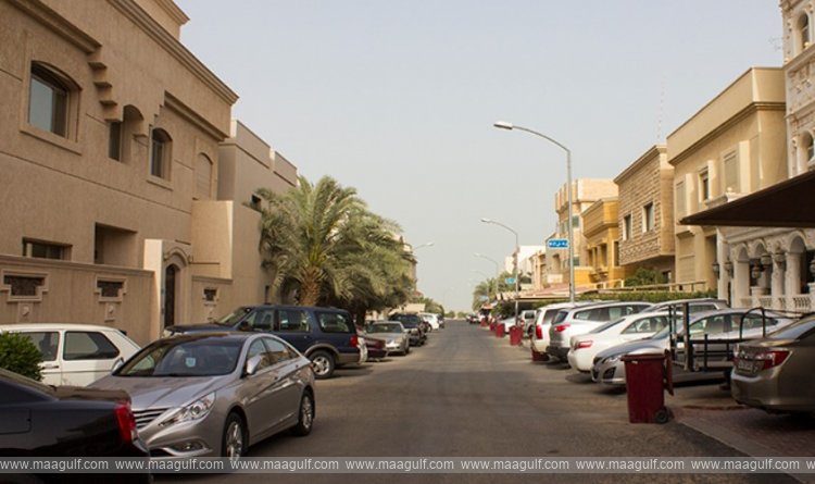 రోడ్డు పక్కన కార్లు పార్క్ చేస్తున్నారా?