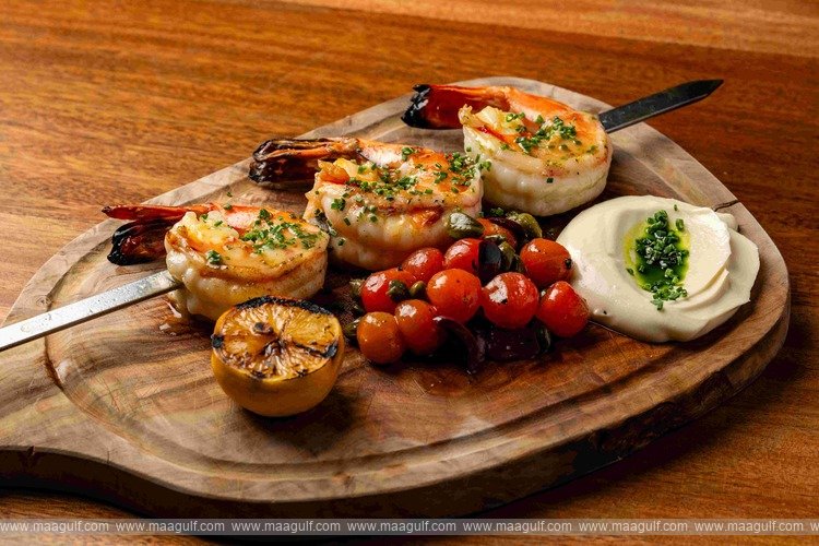 A Captivating Fusion of Greek Cuisine and Live Music Awaits at Ergon Deli & Café Erth Abu Dhabi