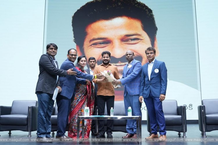 సింగపూర్ మీట్ అండ్ గ్రీట్ కార్యక్రమంలో పాల్గొన్న సీఎం రేవంత్