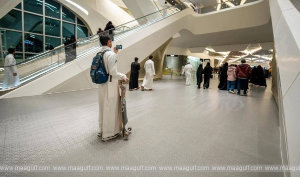 రియాద్ మెట్రో రికార్డులు.. 75 రోజుల్లో 18 మిలియన్ల ప్రయాణికులు..!!