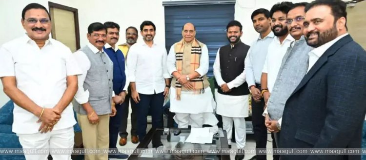 ఏపీలో డిఫెన్స్ క్లస్టర్ ఏర్పాటు చేయండి: రాజ్‌నాథ్ సింగ్‌కు లోకేశ్ విజ్ఞప్తి