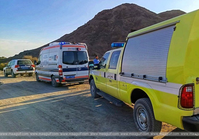 అల్ దఖిలియాలో నీటమునిగిన ఇద్దరు వ్యక్తులు..!!