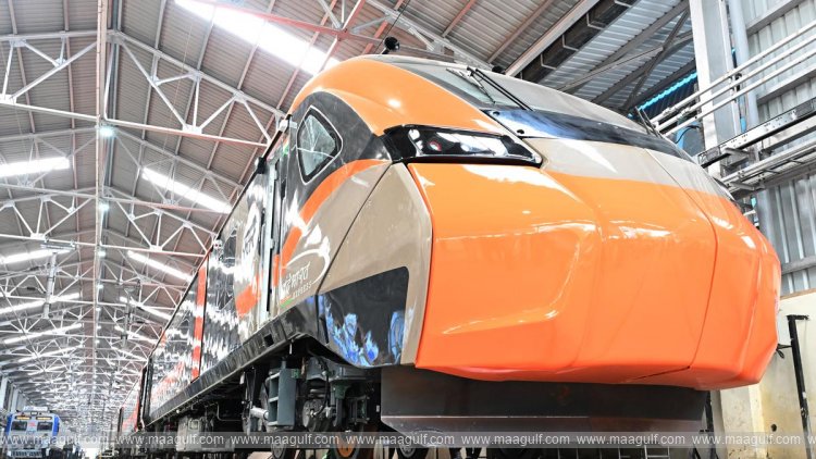 స్లీపర్ రైలు విజయవంతంగా ట్రయల్