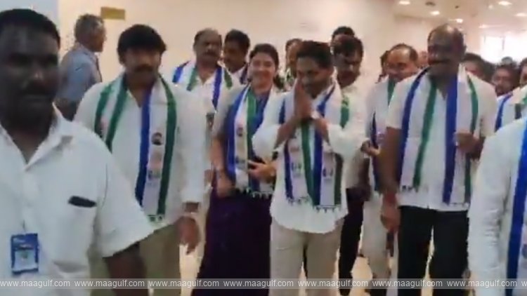 అసెంబ్లీ సమావేశాల నుంచి వైఎస్ జగన్ వాకౌట్