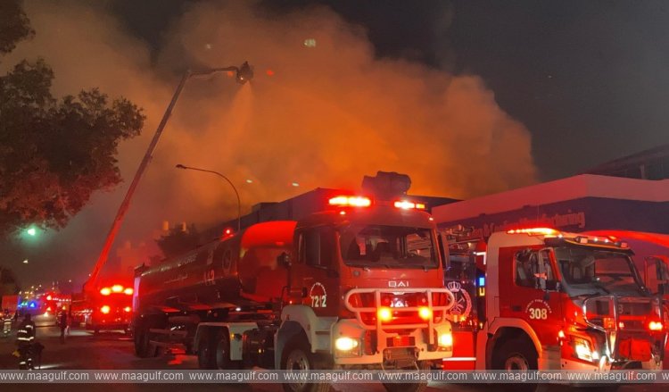 సుభాన్‌లోని స్పాంజ్ ఫ్యాక్టరీలో భారీ అగ్నిప్రమాదం..!!