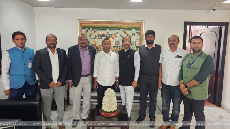 దుబాయ్‌లో గల్ఫ్ కార్మికులను కలిసిన కాంగ్రెస్ నాయకులు...