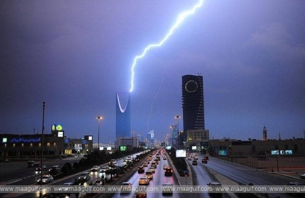 సౌదీలో రాబోయే మూడు రోజులపాటు భారీ వర్షాలు..!!