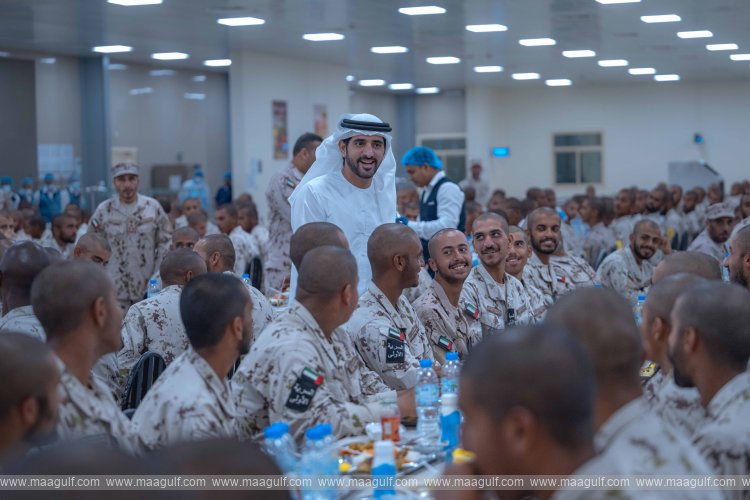 Sheikh Hamdan shares Iftar with national service recruits in Abu Dhabi