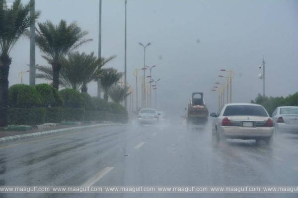 సౌదీ అరేబియాలో భారీ వర్షాలు..హెచ్చరిక జారీ..!!