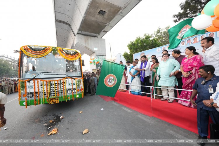 మహిళా శక్తి ఆర్టీసీ బస్సులను ప్రారంభించిన సీఎం రేవంత్‌
