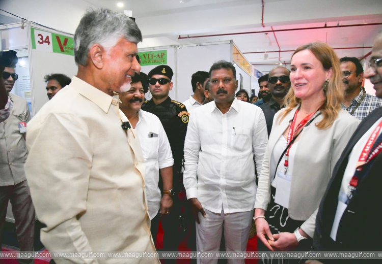 ‘వి లాంచ్‌పాడ్ 2025-స్టార్టప్ ఎక్స్ పో’లో పాల్గొన్న సీఎం చంద్రబాబు