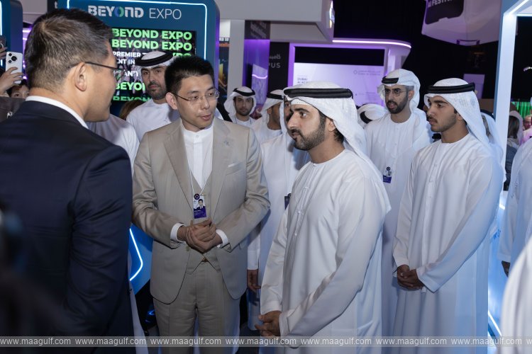 Sheikh Hamdan visits Dubai AI Festival