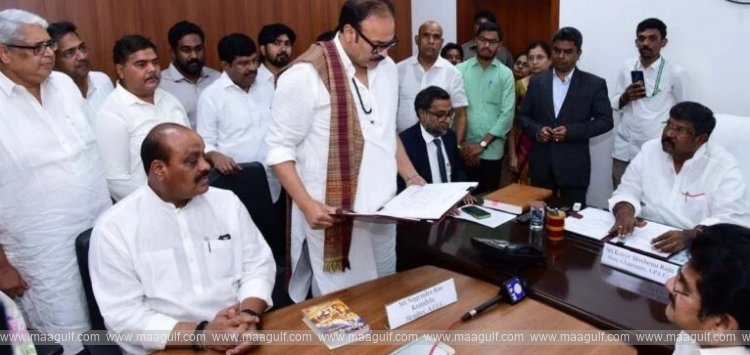 1 ఏపీ: ఎమ్మెల్సీగా నాగబాబు ప్రమాణ స్వీకారం ..