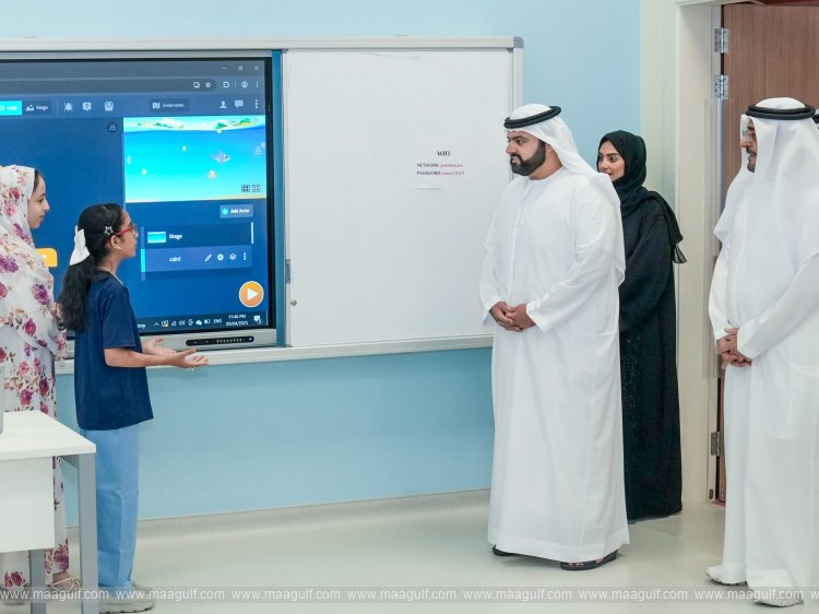 20 Mohammed Al Sharqi reviews progress of ‘Fujairah\'s Young Techpreneurs’ programme