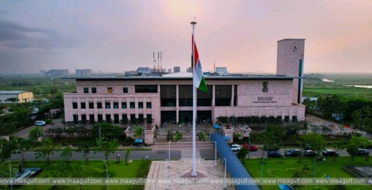 కార్మికుల కుటుంబాలకు రూ.30 లక్షలు చెల్లించాలి: హైకోర్టు