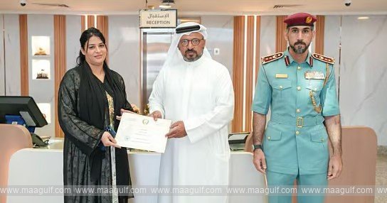 ఓ మహిళ చొరవతో ప్రాణాలతో బయటపడ్డ 2 ఏళ్ల చిన్నారి..!!