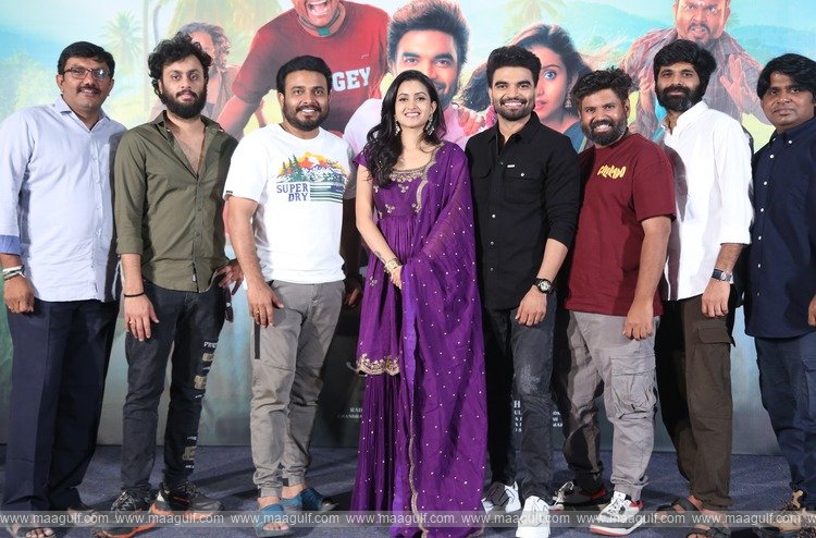 9 \'అక్కడ అమ్మాయి ఇక్కడ అబ్బాయి\'కి అద్భుతమైన రెస్పాన్స్ వస్తోంది: హీరో ప్రదీప్