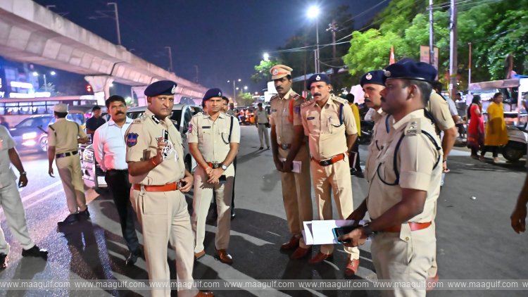 1 హనుమాన్ జయంతి ఉత్సవాల రూట్ మ్యాప్ లను పరిశీలించిన కమిషనర్