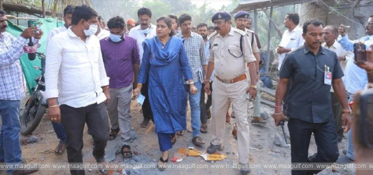 1 బాణసంచా ప్రమాదం రూ.15 లక్షల చొప్పున పరిహారం