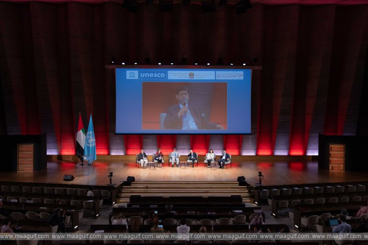 ALA, UNESCO highlight role of historical dictionaries