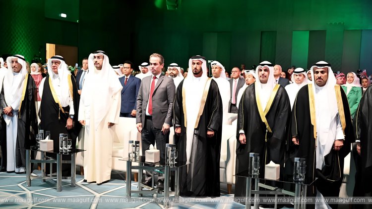 Kuwaiti Minister of Information opens 20th Arab Media Forum