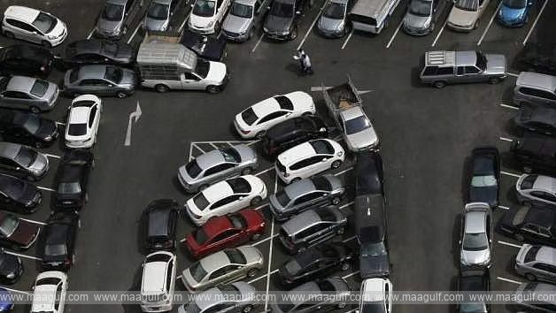 దుబాయ్ లో ప్రైవేట్ పార్కింగ్ లేదా? Dh500 చెల్లించాలా?