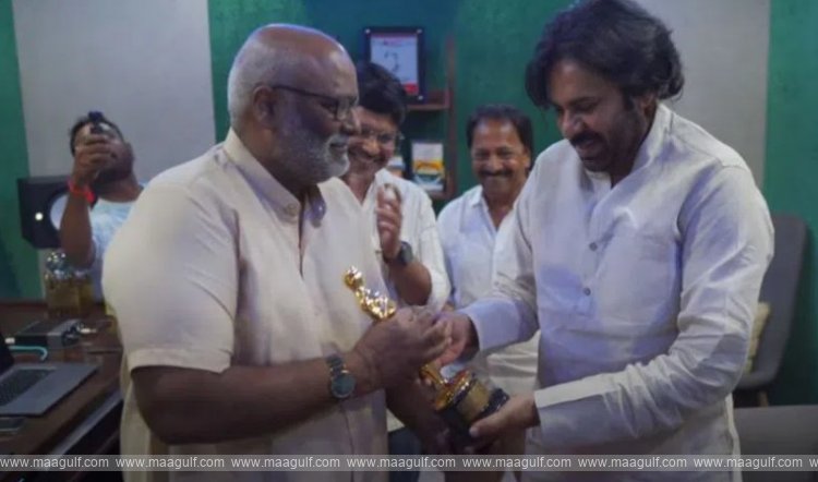 అడిగి మరీ ‘ఆస్కార్ అవార్డు’ చూసిన పవన్ కళ్యాణ్..