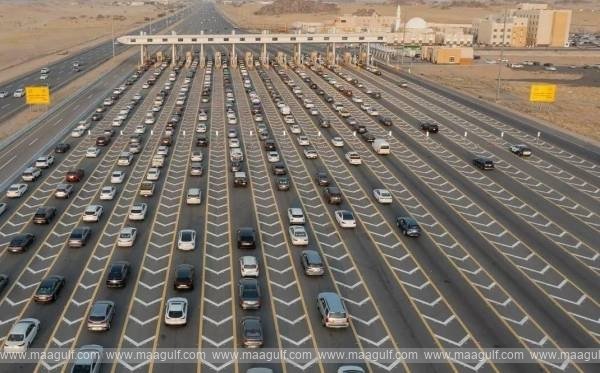 మక్కాలోకి ఇల్లీగల్ ఎంట్రీ.. 20 మందికి జరిమానా..!!