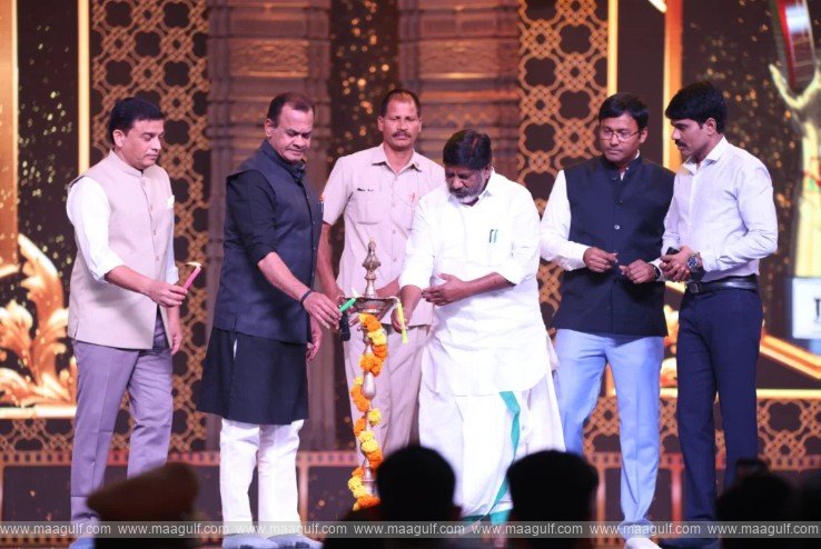 1 తెలంగాణ గద్దర్ సినీ అవార్డుల వేడుక