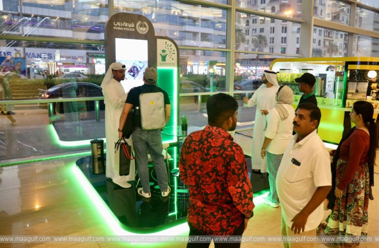 Dubai Police organizes Two Awareness Exhibitions at Al Reef Mall and BurJuman Center