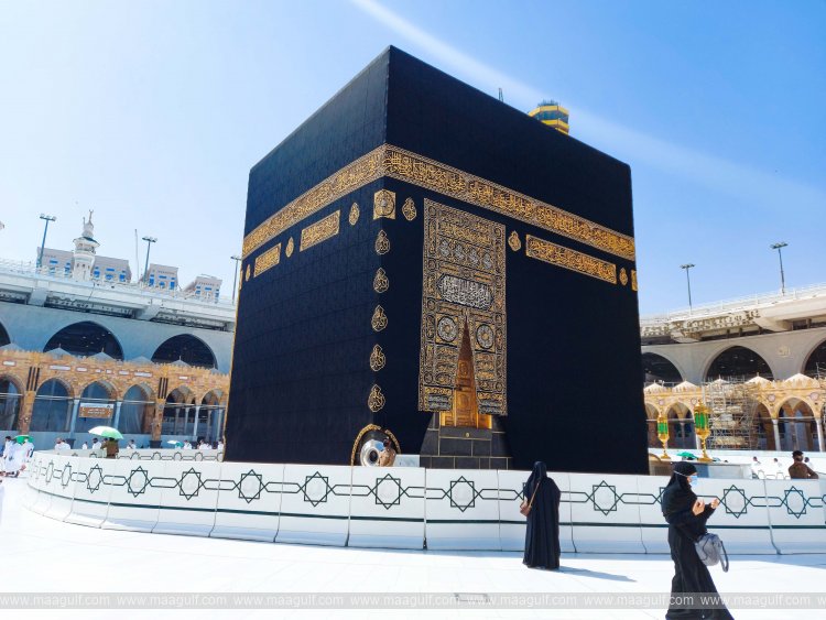 Saudi Arabia replaces Kaaba Kiswa as Islamic New Year begins
