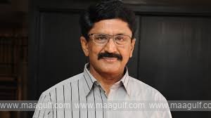 14 సినిమా, వ్యాపారాల్లో \