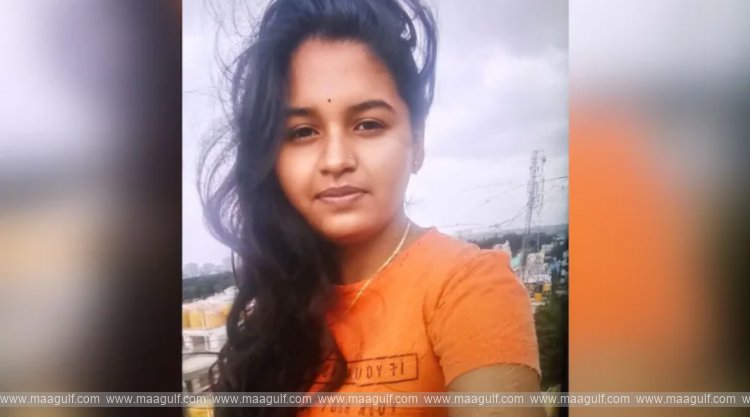 1 సరదాగా పార్టీలో ఫ్రెండ్స్ తో గడుపుతూ పై నుంచి జారిపడ్డ యువతి