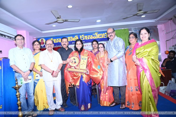 విదేశాల్లో తెలుగువారు సాహిత్యంపై రచనలు చేయడం అభినందనీయం: వేణుగోపాలాచారి